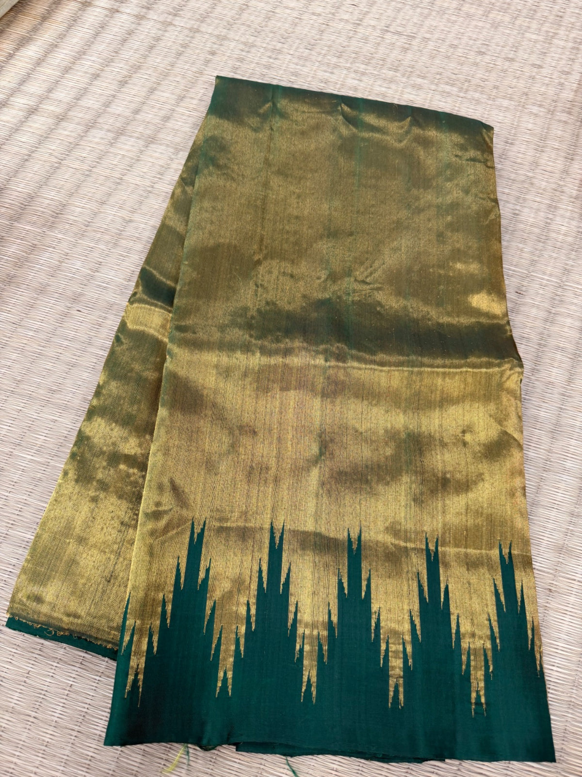 Gadwal Tissue Saree