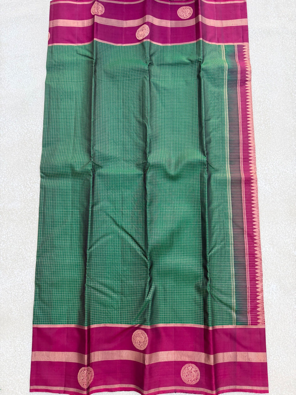 Pure KANCHIVARAM Saree – Bottle Green & Maroon