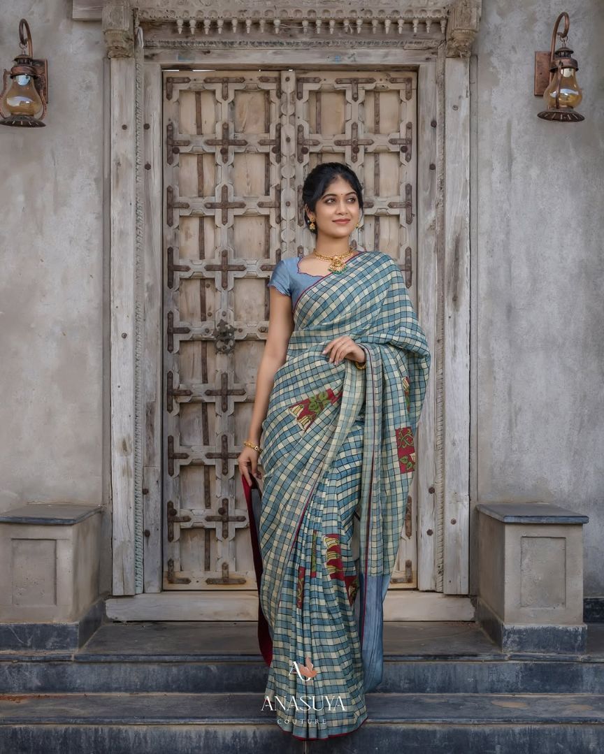 Handcrafted saree